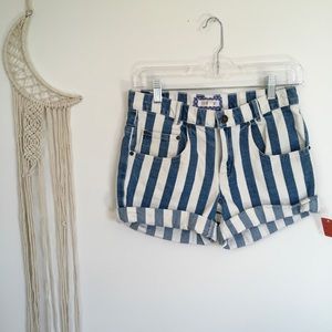 I LOVE H21 STRIPED JEAN SHORTS